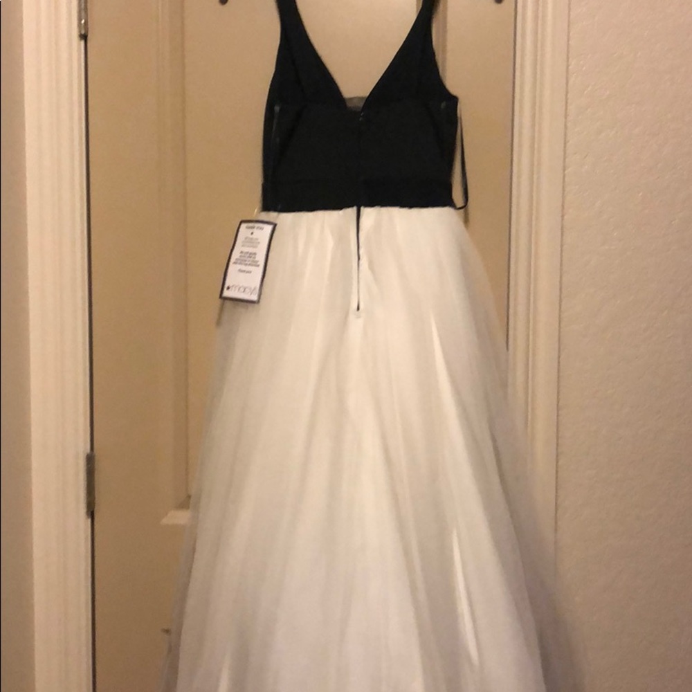 Black and white prom dress - Picture 8 of 8